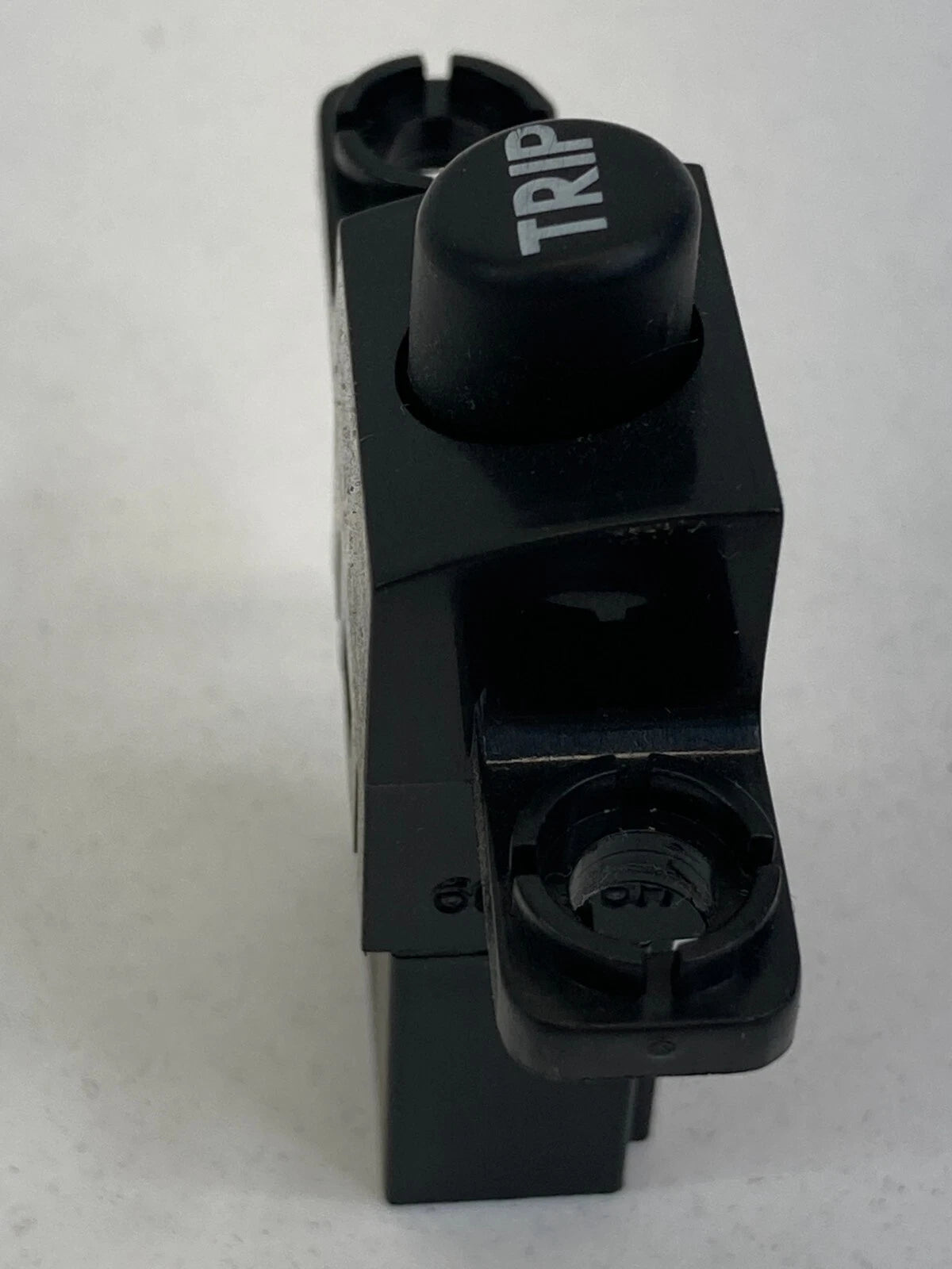 2005 2006 2007 05 06 07 KIA SPORTAGE TRIP CONTROL SWITCH BUTTON OEM