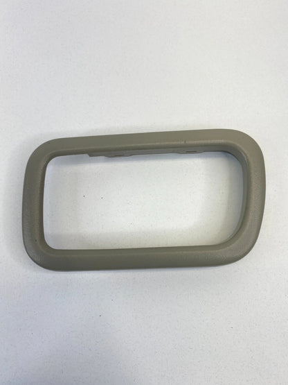2003 03 INFINITI QX4 FRONT RIGHT SIDE INTERIOR DOOR HANDLE COVER BEZEL TRIM OEM