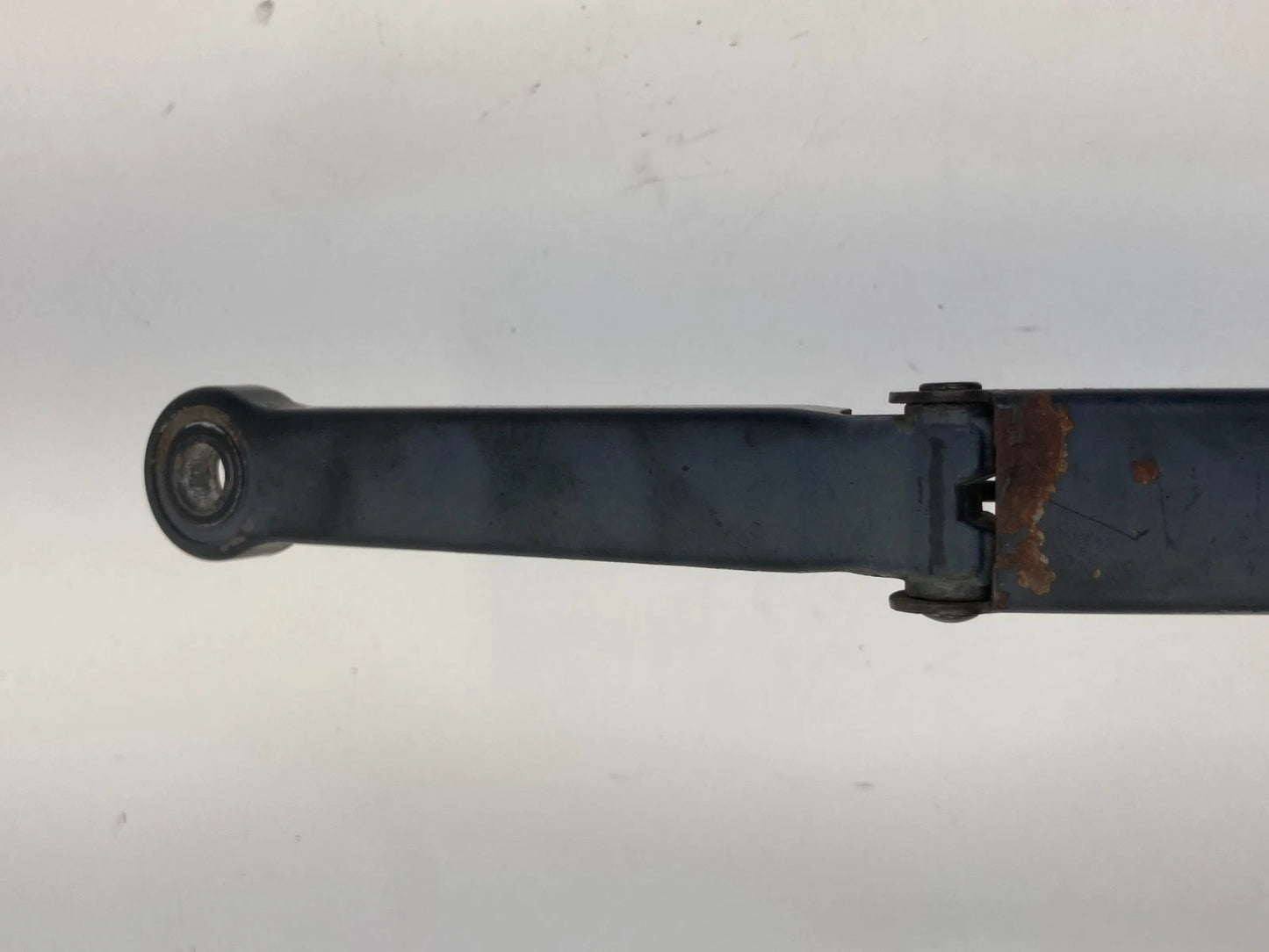 2002-2006 CHEVY TRAILBLAZER EX T FRONT RIGHT & LIGHT WINDSHIELD WIPER ARM PAIR