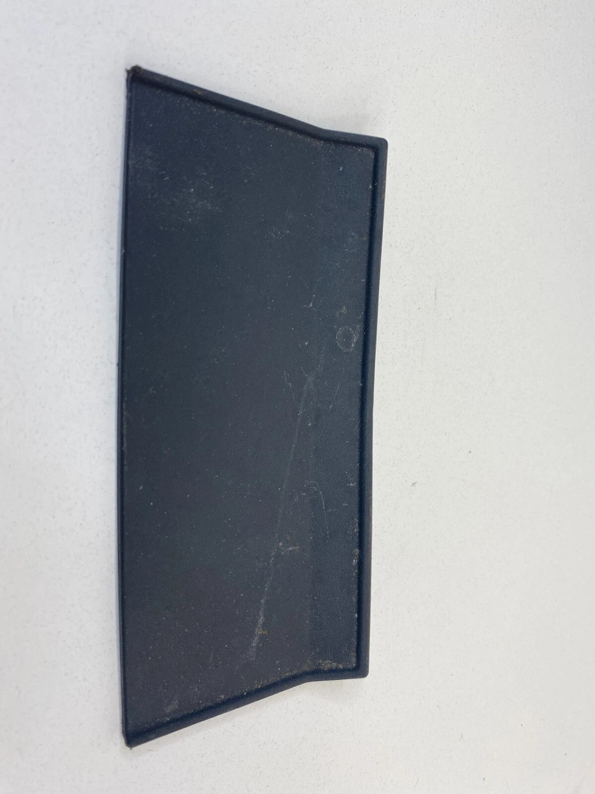 2010 CADILLAC SRX FRONT CENTER CONSOLE PANEL MAT TRAY LINER RUBBER OEM