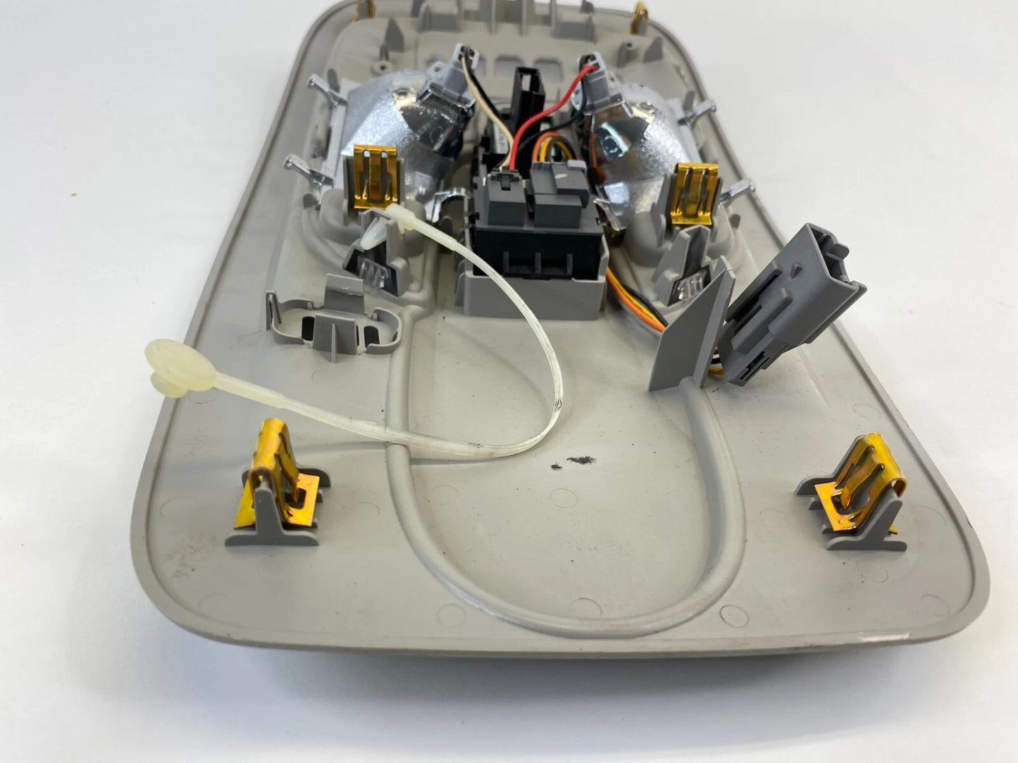 2010-2016 CHEVY EQUINOX OVERHEAD CONSOLE DOME MAP LIGHT W/O SUNROOF 22753264 OEM