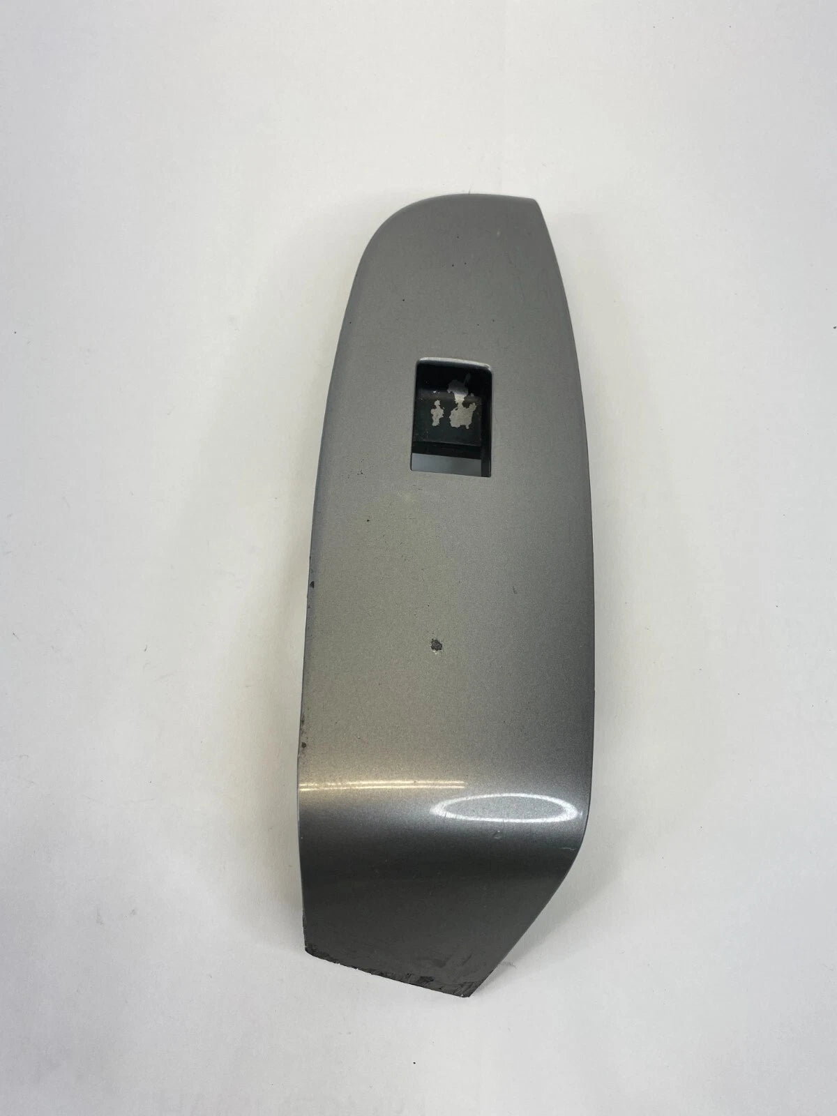2013-2015 CHEVROLET MALIBU FRONT RIGHT SID WINDOW SWITCH BEZEL TRIM 22823884 OEM