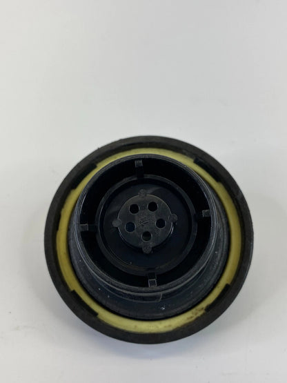 2012-2017 HYUNDAI ACCENT 11-16 HYUNDAI ELANTRA GAS FUEL FILLER TANK CAP