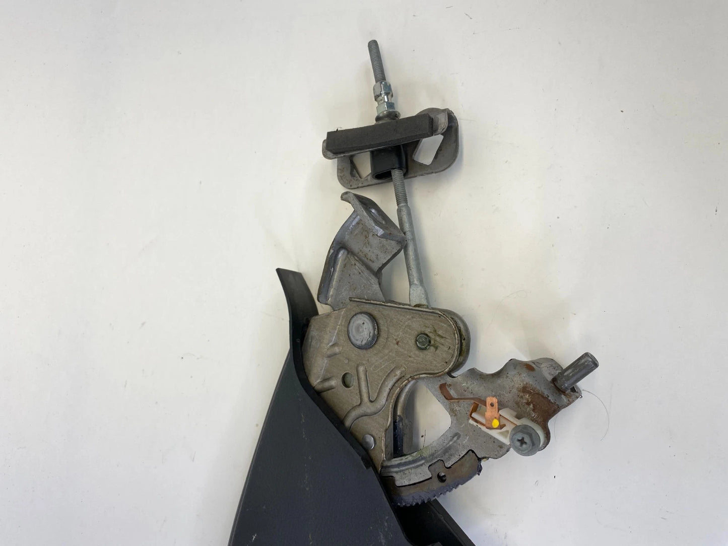 2013 2014 2015 2016 DODGE DART EMERGENCY PARKING BRAKE HANDLE LEVER ASSEMBLY