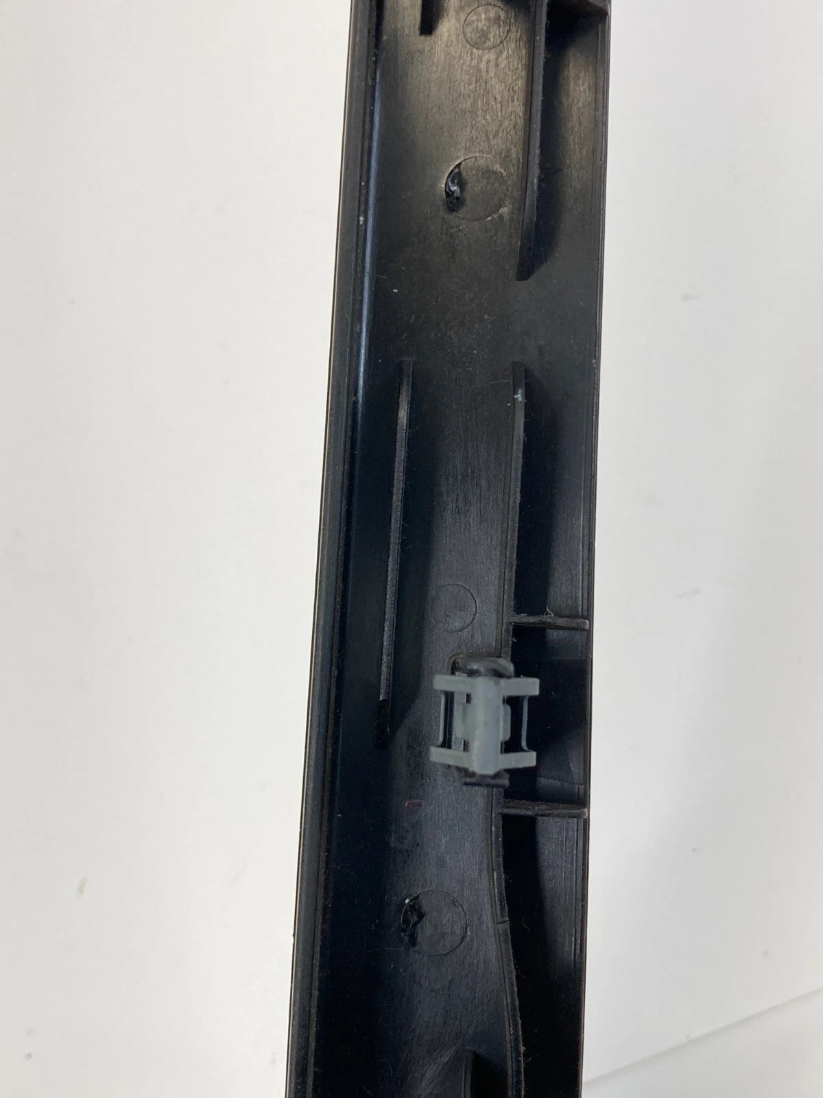 2007-2011 SAAB 9-3 SEDAN DASH RIGHT SIDE INSTRUMENT PANEL MOLDING STRIP 12767156