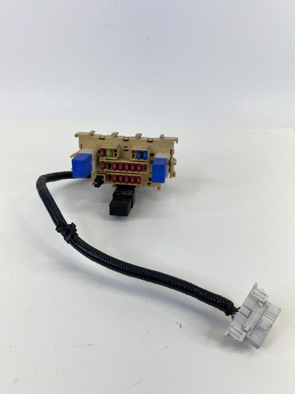 2008-2013 Nissan Rogue 2.5L A/T Dashboard Fuse Box Relay Junction Block OEM