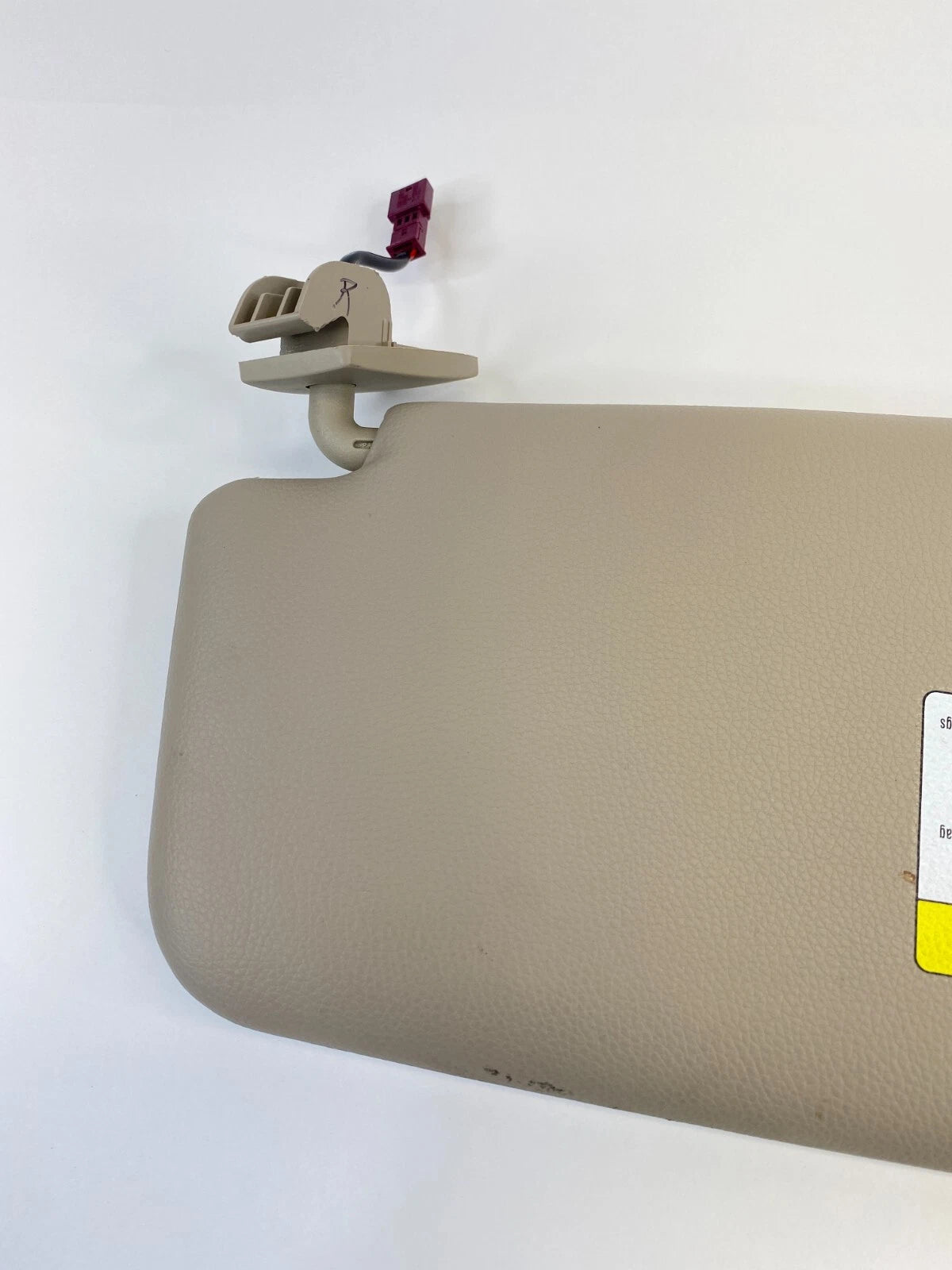 2009 2010 BMW 535I XDRIVE SUNVISOR RIGHT PASSENGER SIDE SUN VISOR SHADE ASSEMBLY