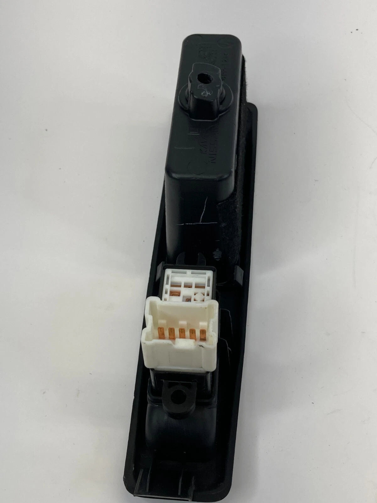 2008-2013 NISSAN ROGUE REAR LEFT SIDE POWER WINDOW SWITCH W/ BEZEL 82961-JM00A