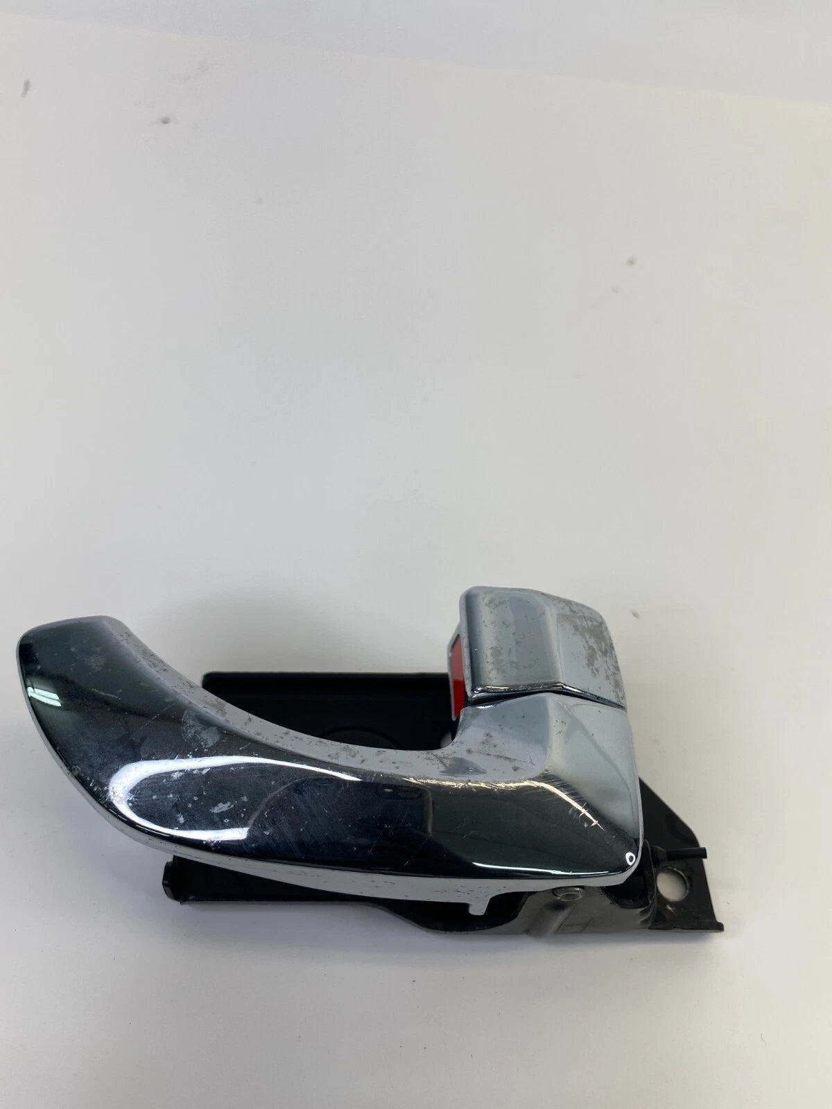 2002-2006 HYUNDAI SANTA FE FRONT RIGHT SIDE INTERIOR DOOR HANDLE ASSEMBLY
