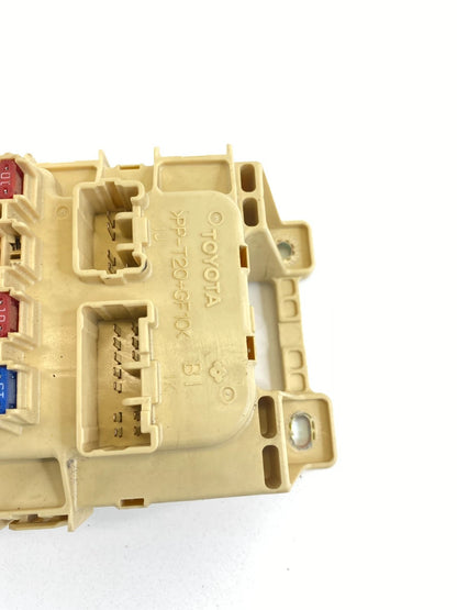 2004-2007 TOYOTA HIGHLANDER 3.3L V6 FWD A/T UNDER DASH FUSE BOX RELAY UNIT OEM