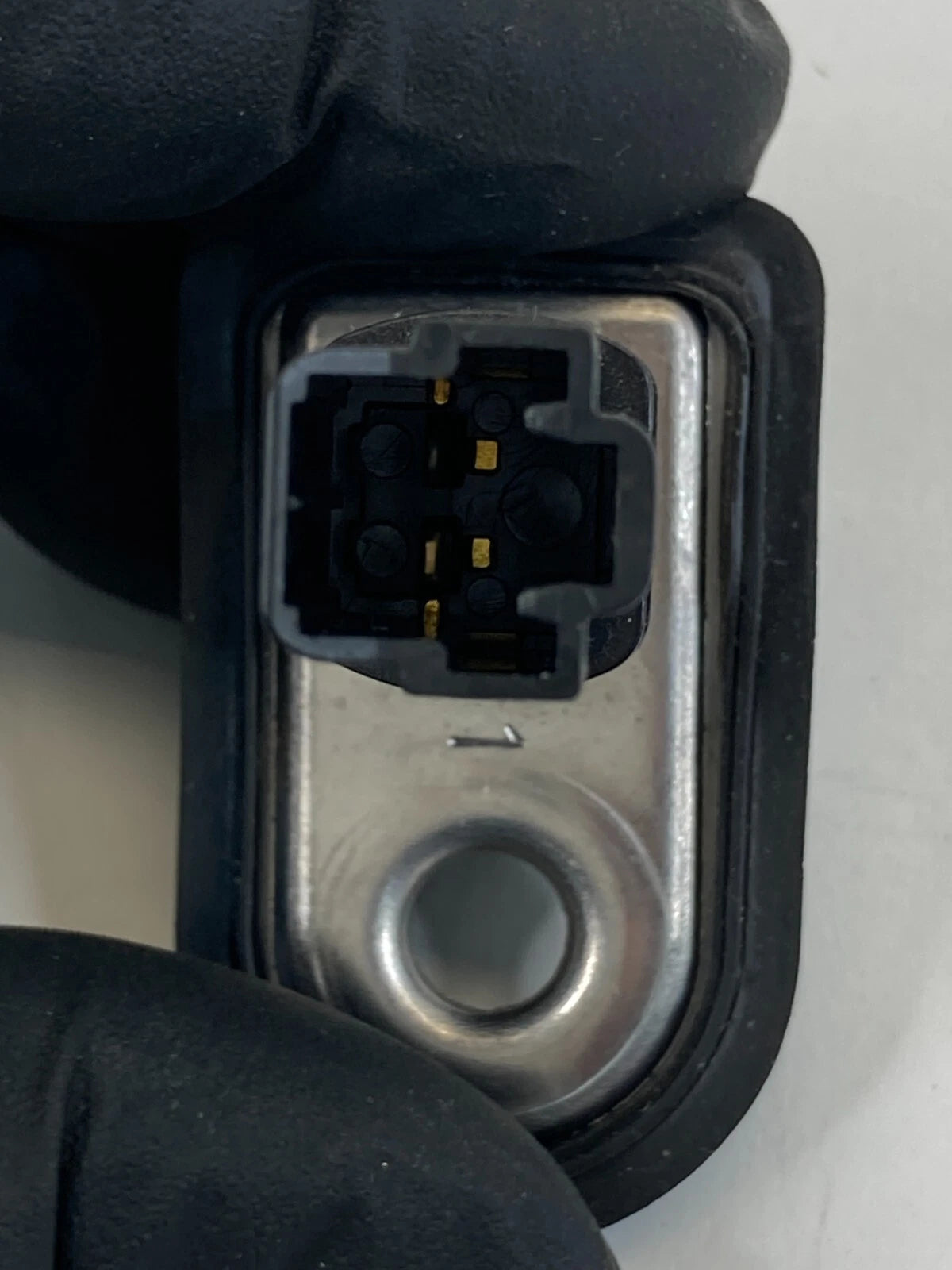 2010-2013 KIA SOUL 06-16 RIO REAR RIGHT SIDE DOOR AJAR LIGHT JAMB SWITCH SENSOR