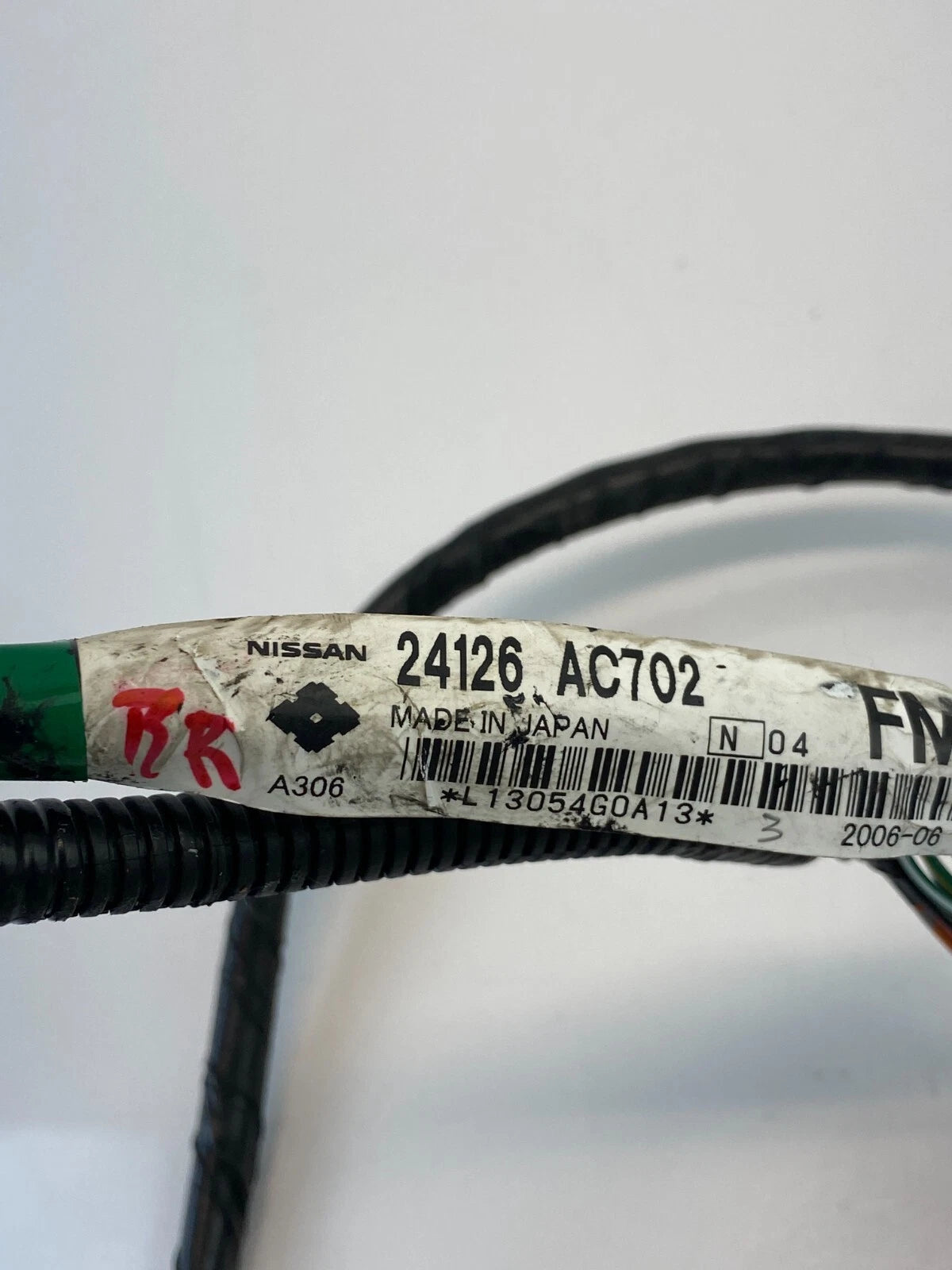 2005 2006 INFINITI G35 REAR RIGHT SIDE DOOR HARNESS WIRE WIRING 24126-AC702 OEM