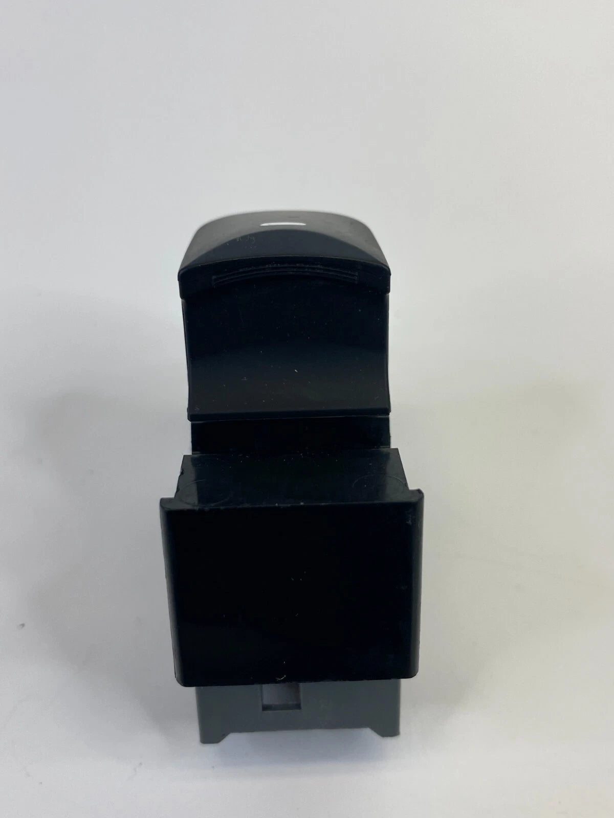 11-13 HYUNDAI ELANTRA REAR RIGHT SIDE DOOR POWER WINDOW SWITCH 93580-3X031 OEM