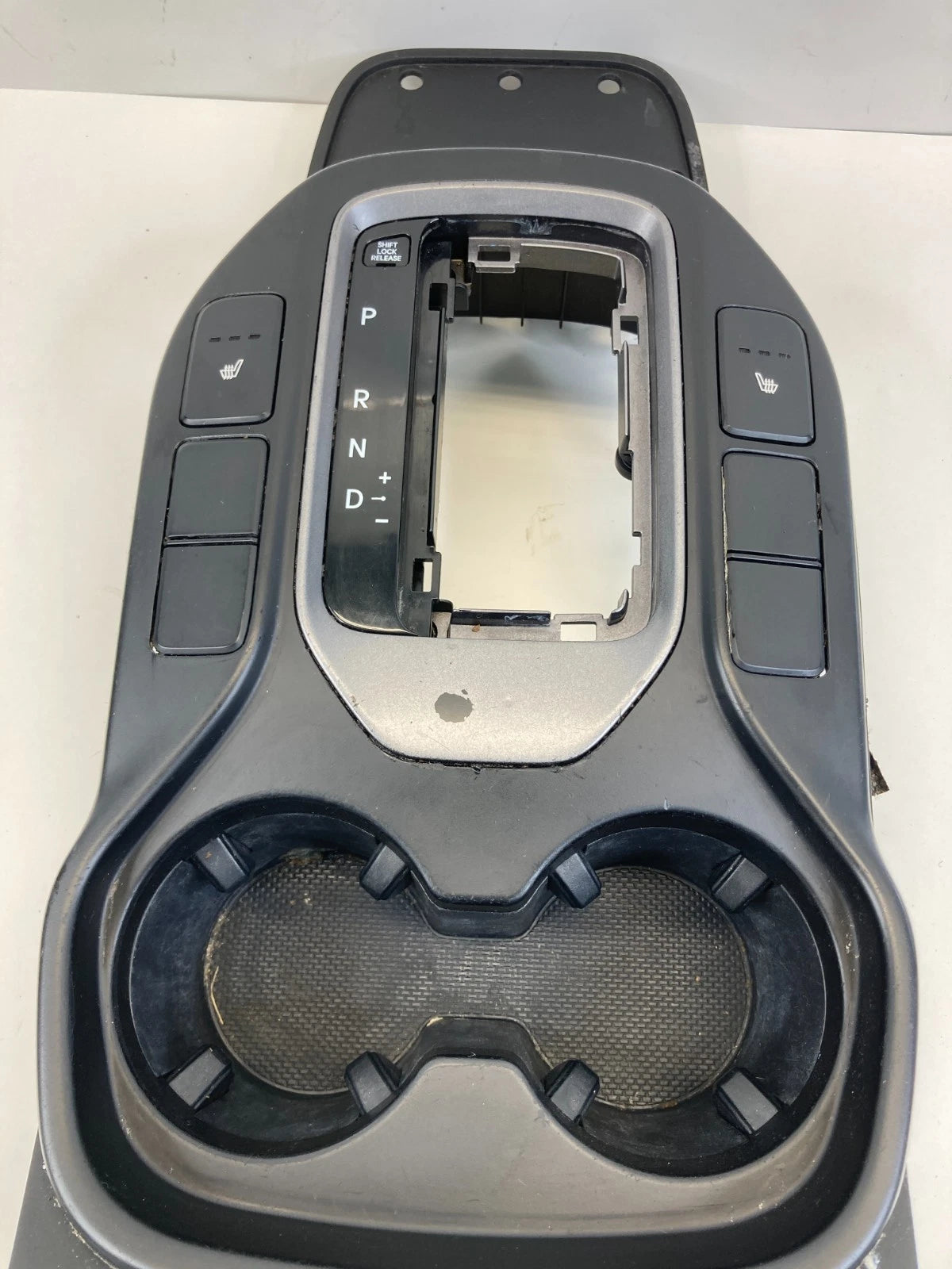 2013-2019 HYUNDAI SANTA FE CENTER CONSOLE SHIFTER BEZEL W/ CUP HOLDER & SWITCHES