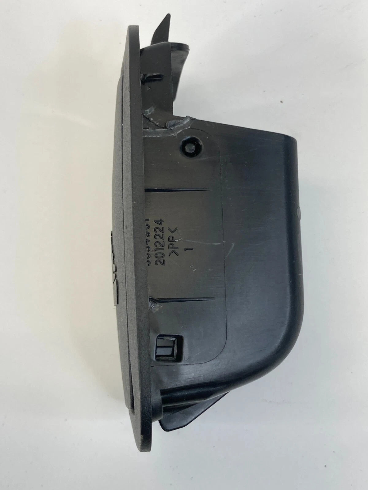 2011-2019 CHEVROLET CRUZE REAR SEAT CHILD SAFETY ANCHOR HOOK COVER 5034901