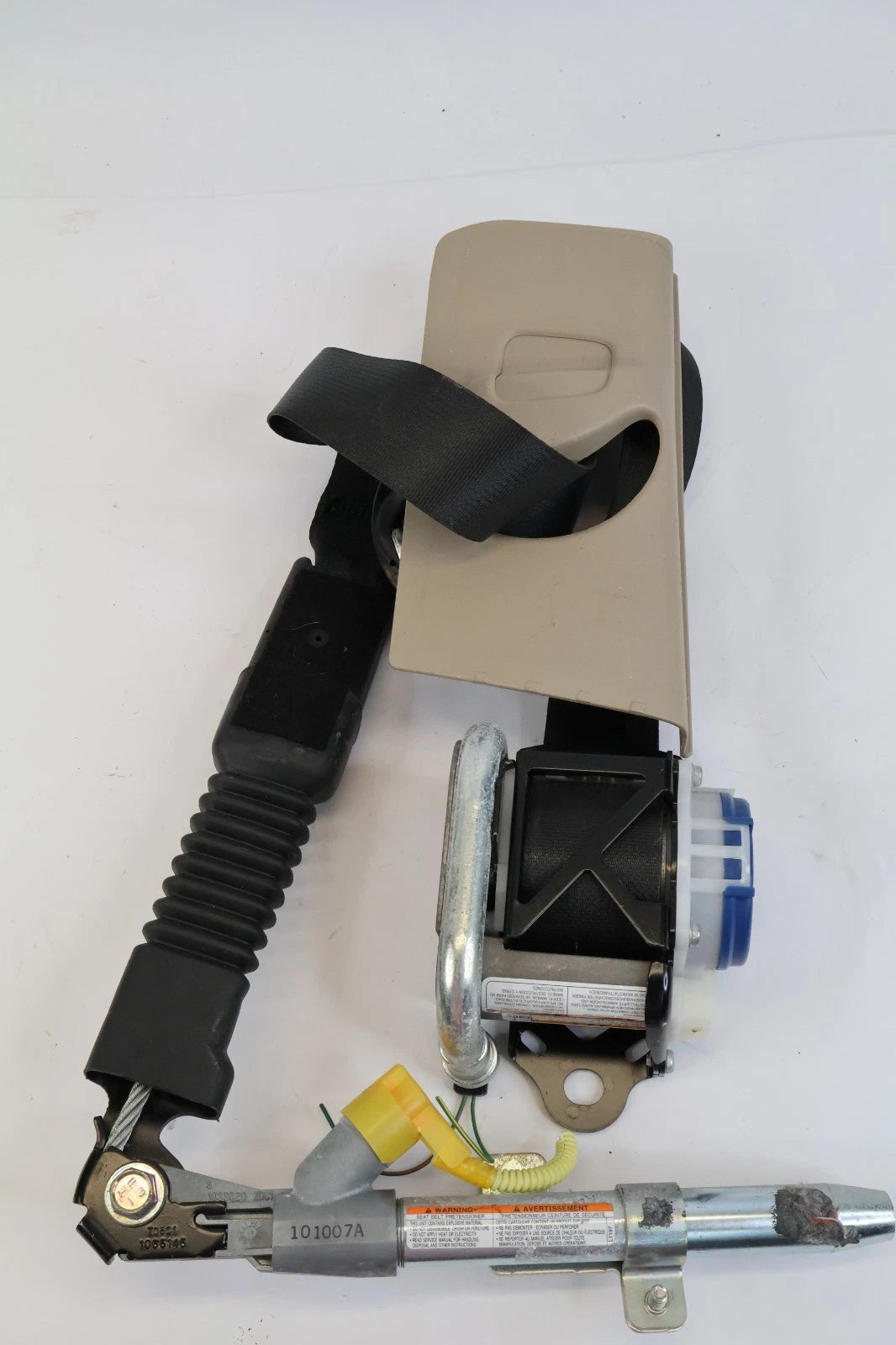 2010-2013 SUZUKI KIZASHI FRONT LEFT SIDE SEAT BELT RETRACTOR 84940-57L5 OEM