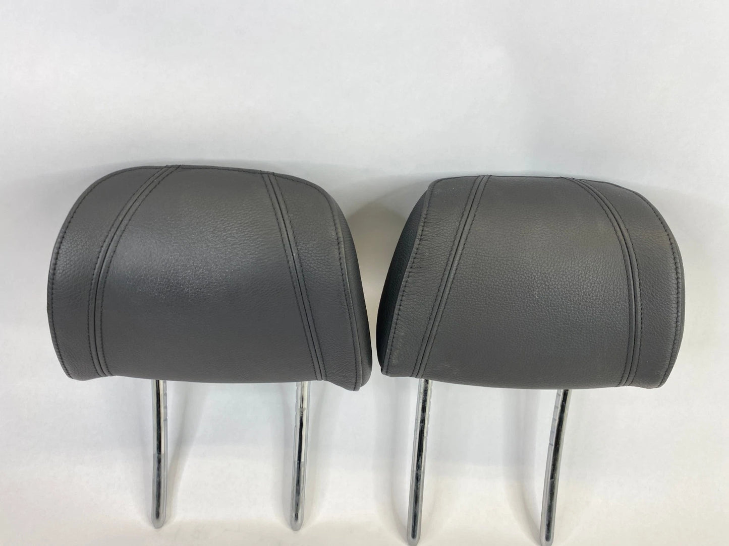 2008 BMW 335XI 07-09 335I COUPE FRONT LEFT & RIGHT SEAT HEADREST SET LEATHER OEM
