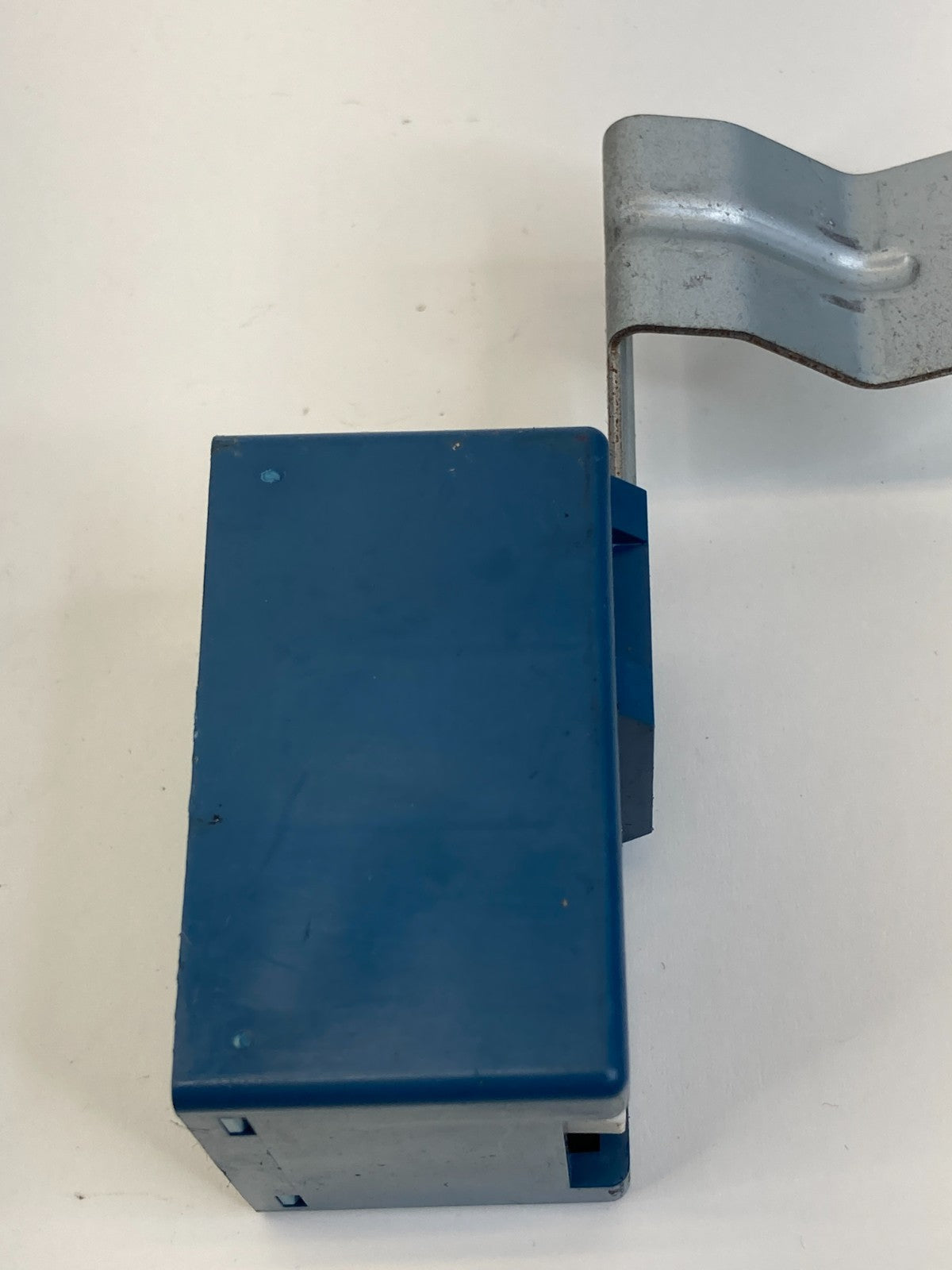 2004-2009 Toyota Prius Rear Windshield Wiper Control Module Unit 85940-47010 OEM