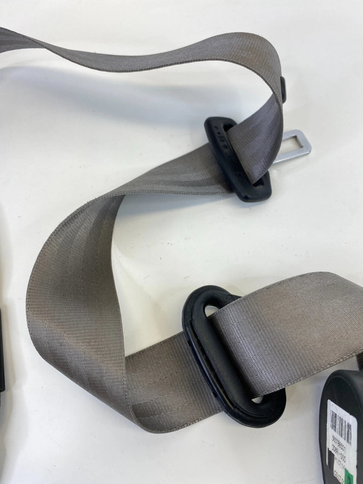 2002-2008 AUDI A4 FRONT RIGHT PASSENGER SEAT BELT RETRACTOR OEM FACTORY E1040336