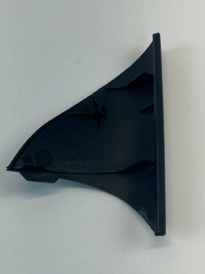 2000 2001 AUDI A4 SEDAN LEFT DRIVER SIDE DOOR CORNER BEZEL TRIM 8D0857505 OEM
