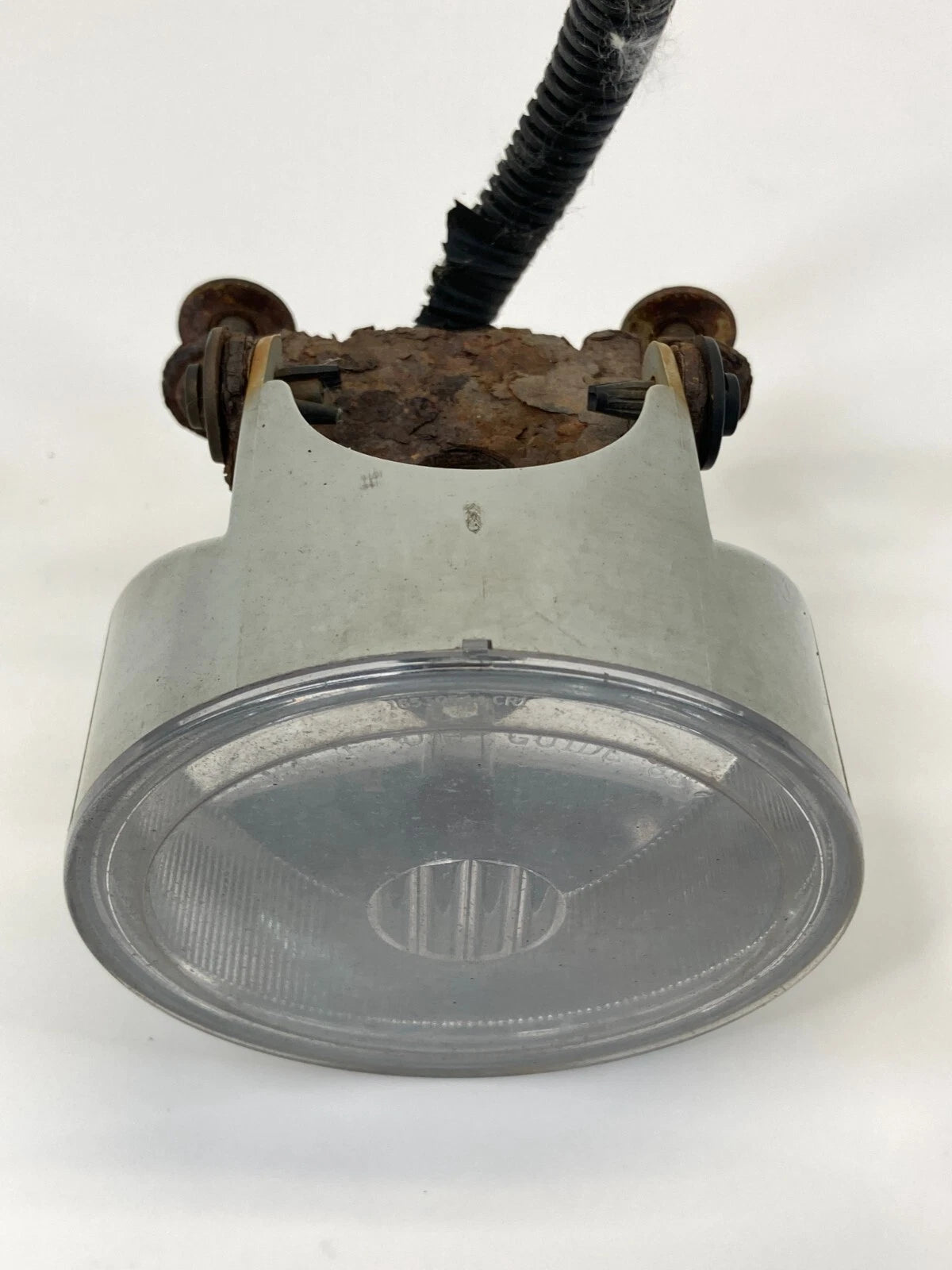 2001-2006 CHEVROLET TAHOE SUBURBAN 1500 2500 FRONT FOG LIGHT LAMP 16530545 OEM