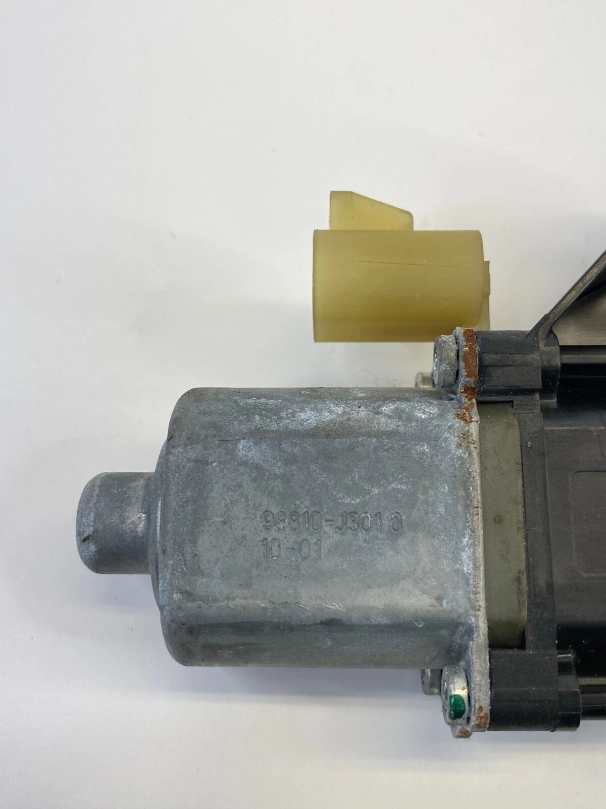 2009-2011 Chevrolet Equinox Front Right Door Power Window Motor 98810-J3010