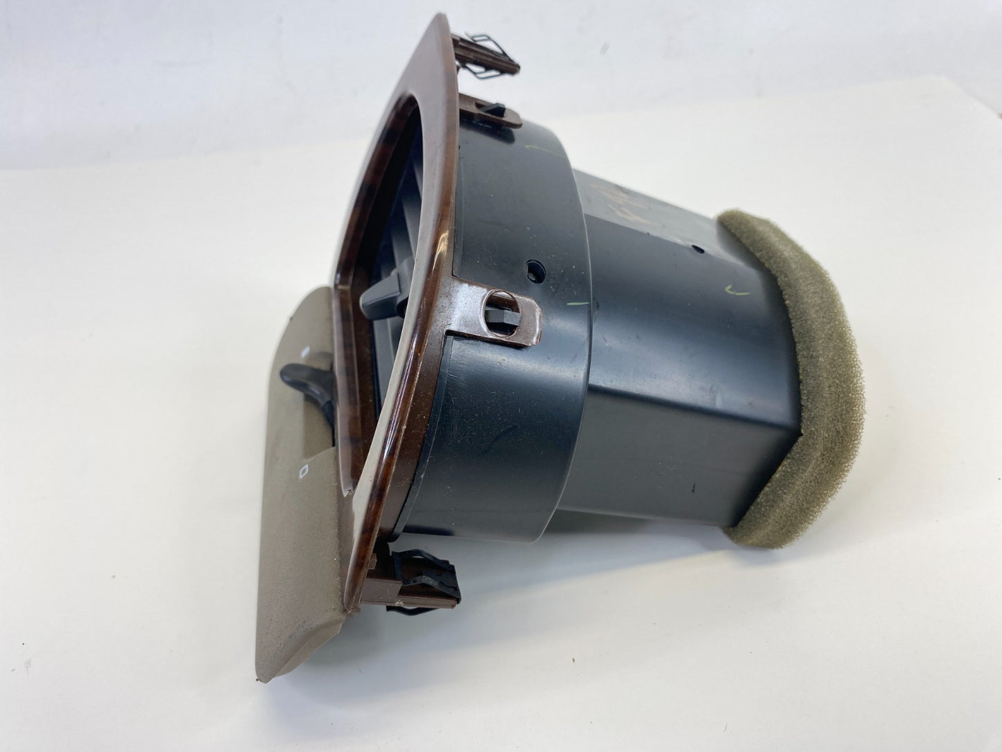 1998-2002 Lincoln Town Car Dash Right AC Air Vent Duct Grille Bezel XW1H19893AAW