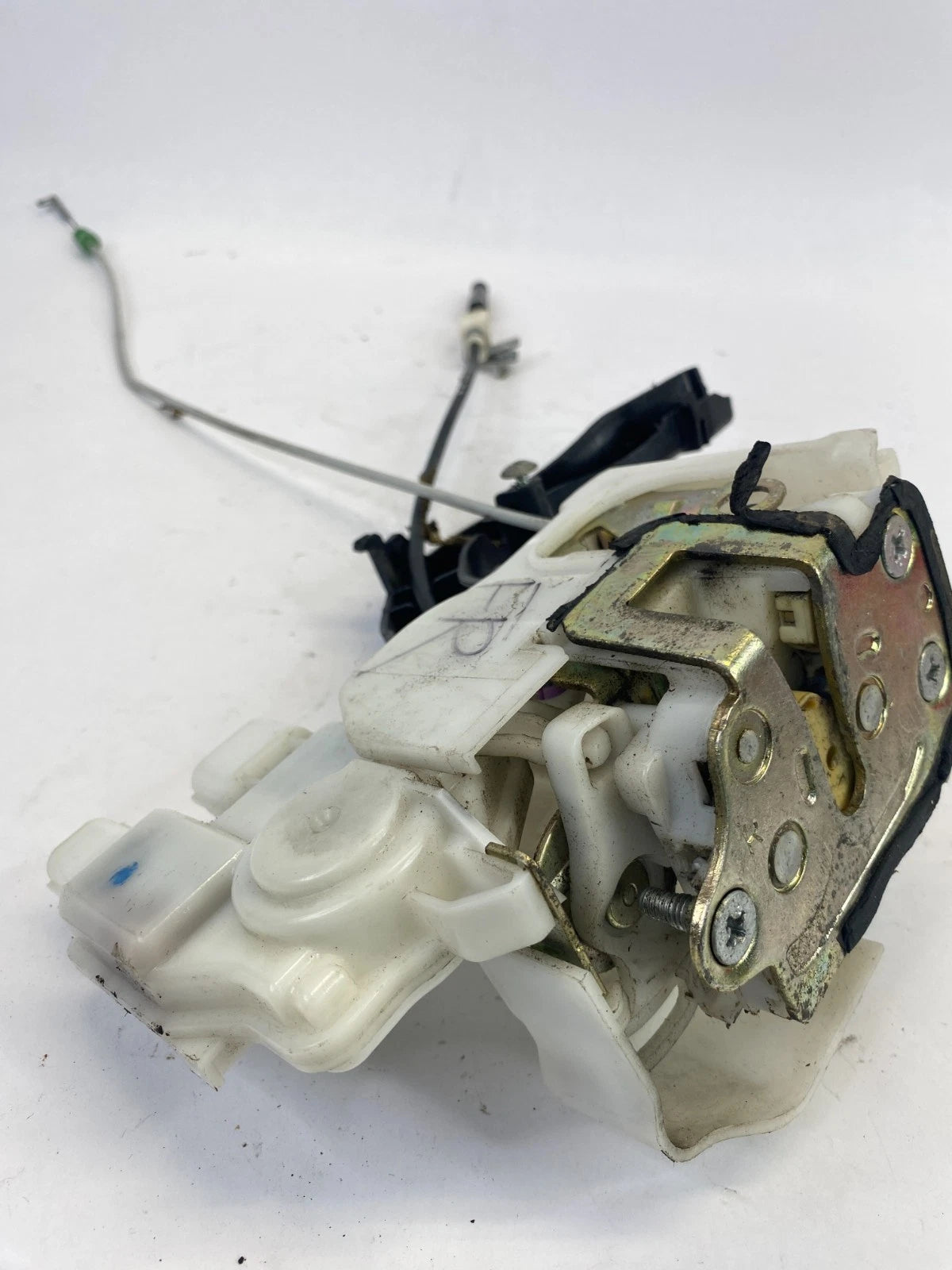 2004-2007 HONDA ACCORD SEDAN RIGHT PASSENGER DOOR LOCK LATCH ACTUATOR ASSY OEM