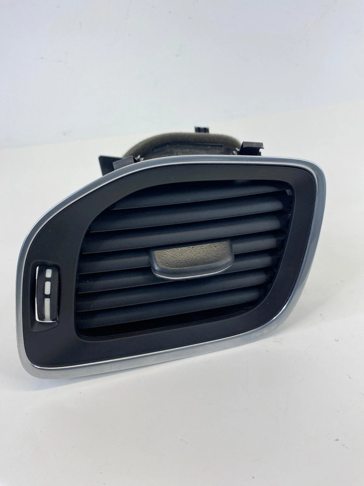 11-18 VOLVO S60 RIGHT PASSENGER SIDE DASH AC AIR VENT GRILLE OUTLET 30791696 OEM