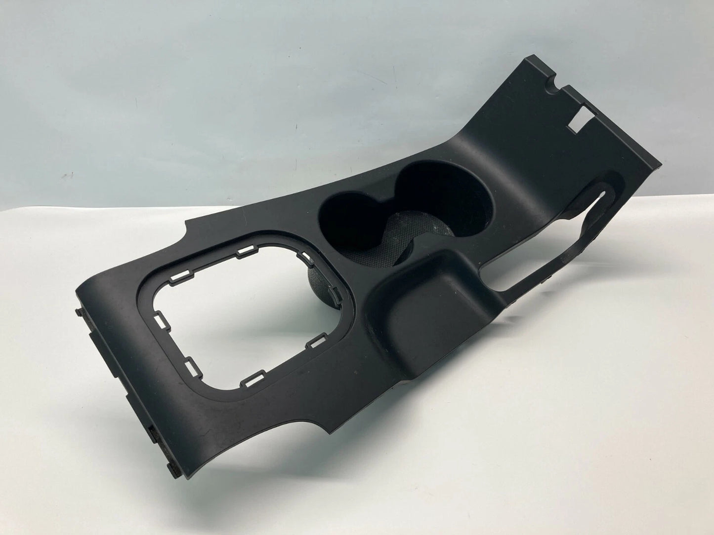 10-12 HYUNDAI TUCSON IX35 MANUAL TRANS CENTER CONSOLE SHIFTER CUP HOLDER BEZEL