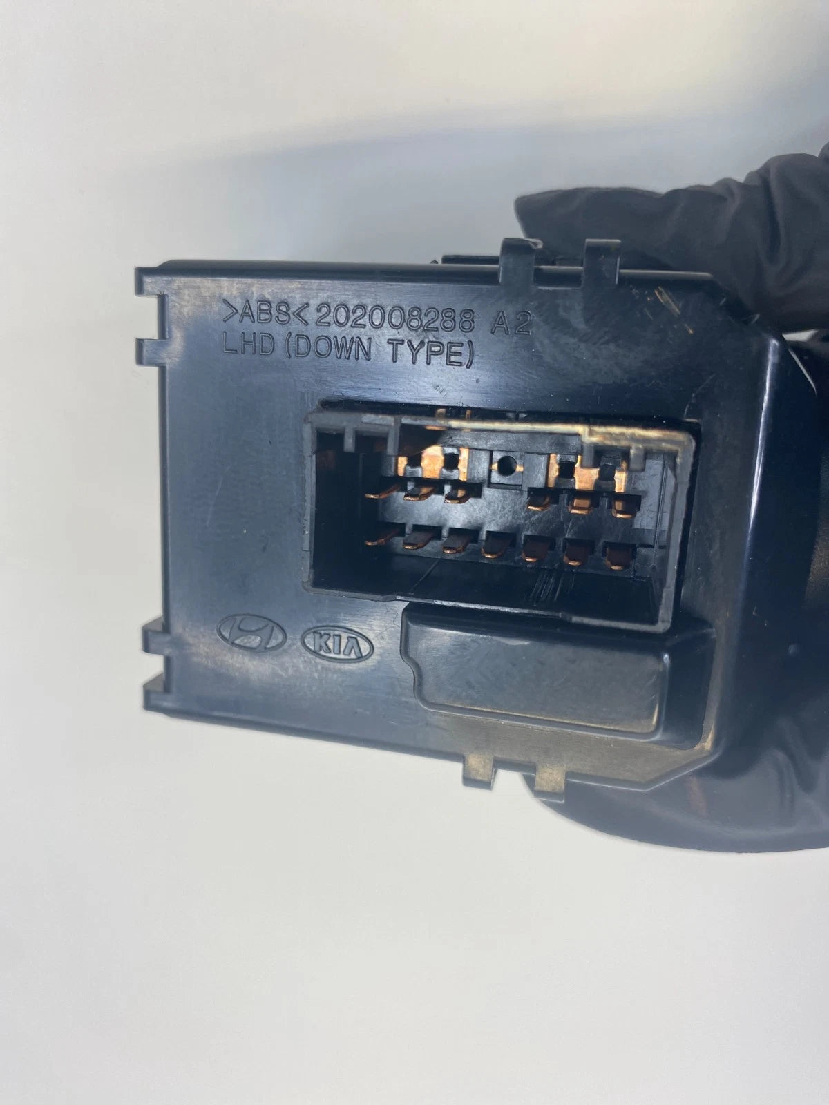 2011-2015 Hyundai Sonata Windshield Wiper Control Column Switch 202008288 OEM