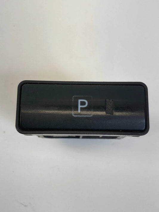 2004-2009 TOYOTA PRIUS PARKING BRAKE CONTROL SWITCH P BUTTON 15A685 OEM