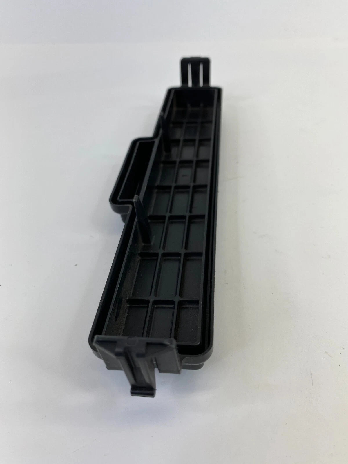 2009 09 DODGE CALIBER AIR CONDITIONING FILTER FLOW ACCESS LID COVER CAP OEM