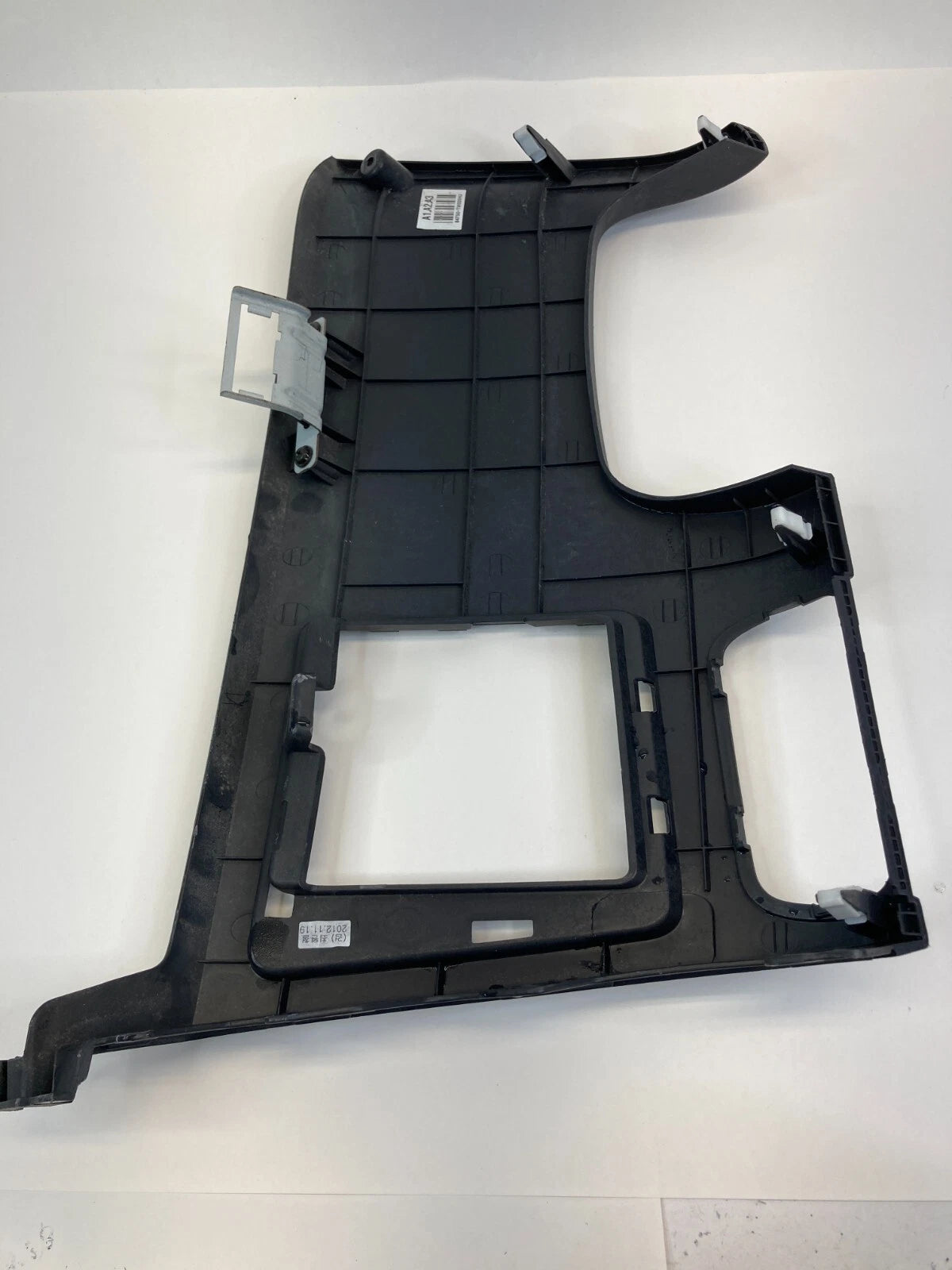 2012-2017 KIA RIO DASH INSTRUMENT PANEL LOWER COLUMN COVER CRASH PAD 84750-1W000