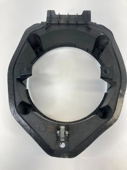 09-17 CHEVY TRAVERSE FRONT LEFT DOOR SPEAKER MOUNT ADAPTER BRACKET 307211001 OEM