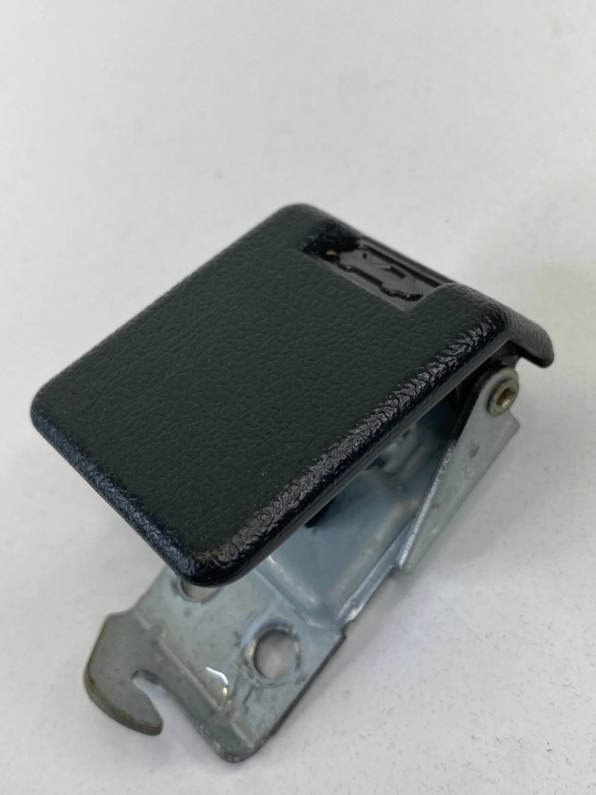 2004 2005 2006 MITSUBISHI GALANT HOOD RELEASE LATCH PULL HANDLE ASSEMBLY OEM