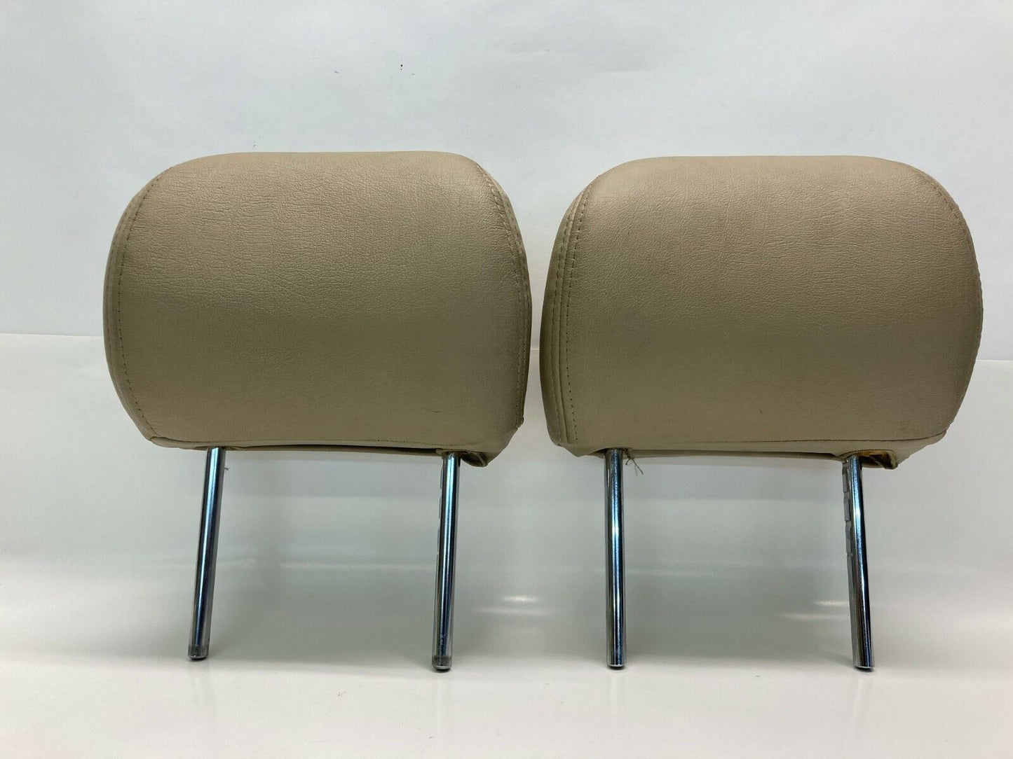 2000- 2004 Toyota Avalon Front Left & Right Seat Headrest Head Rest SET Leather