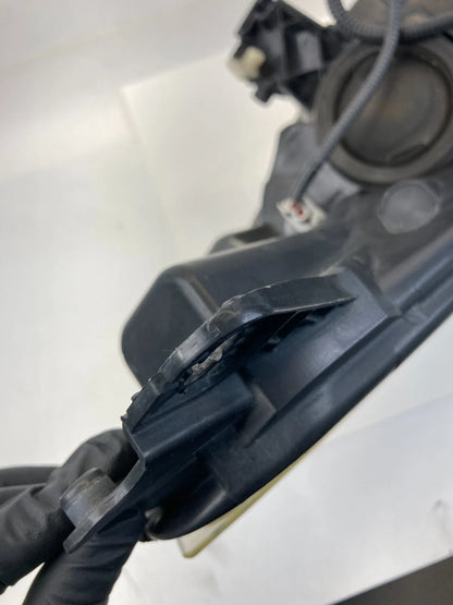 2013-2016 FORD ESCAPE FRONT RIGHT PASSENGER HEADLIGHT HEADLAMP HALOGEN OEM