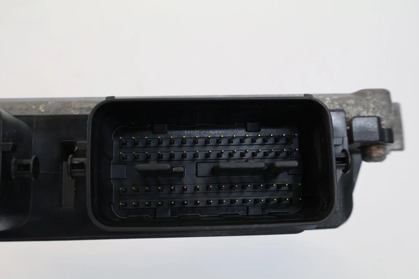 2010-2012 SUZUKI KIZASHI 2.4L ENGINE COMPUTER CONTROL MODULE ECU ECM 33910-57L10