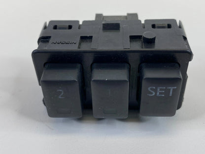 2007 2008 INFINITI G35 FRONT LEFT DRIVER SIDE DOOR MEMORY SEAT CONTROL SWITCH