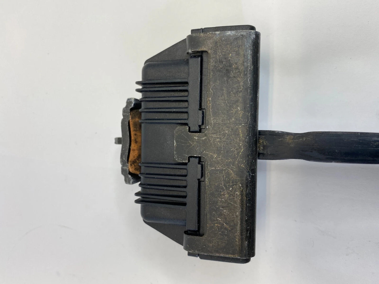 2004-2007 BMW 530I FRONT RIGHT SIDE DOOR CHECK STOP STOPPER DETENT 7033609 OEM