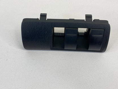 2002-2005 HYUNDAI SONATA CRUISE CONTROL LIGHT PANEL BEZEL TRIM 84841-3C000 OEM