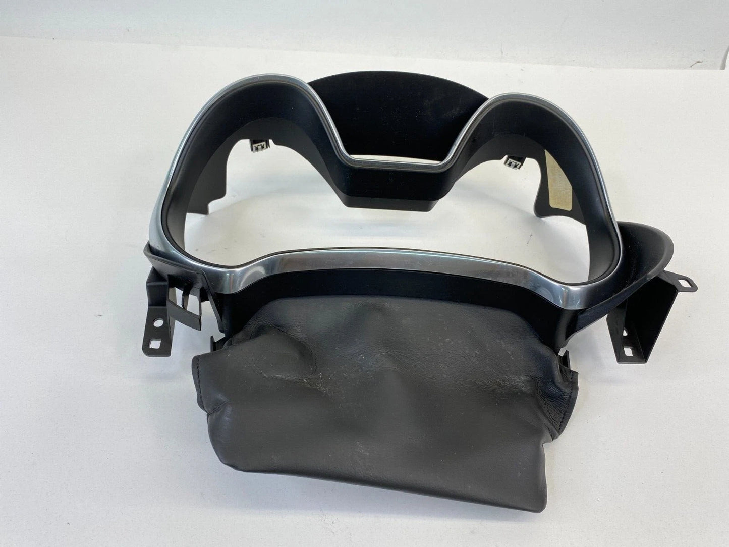 14-17 CHEVY IMPALA DASH INSTRUMENT CLUSTER PANEL SPEEDOMETER BEZEL TRIM 22820207