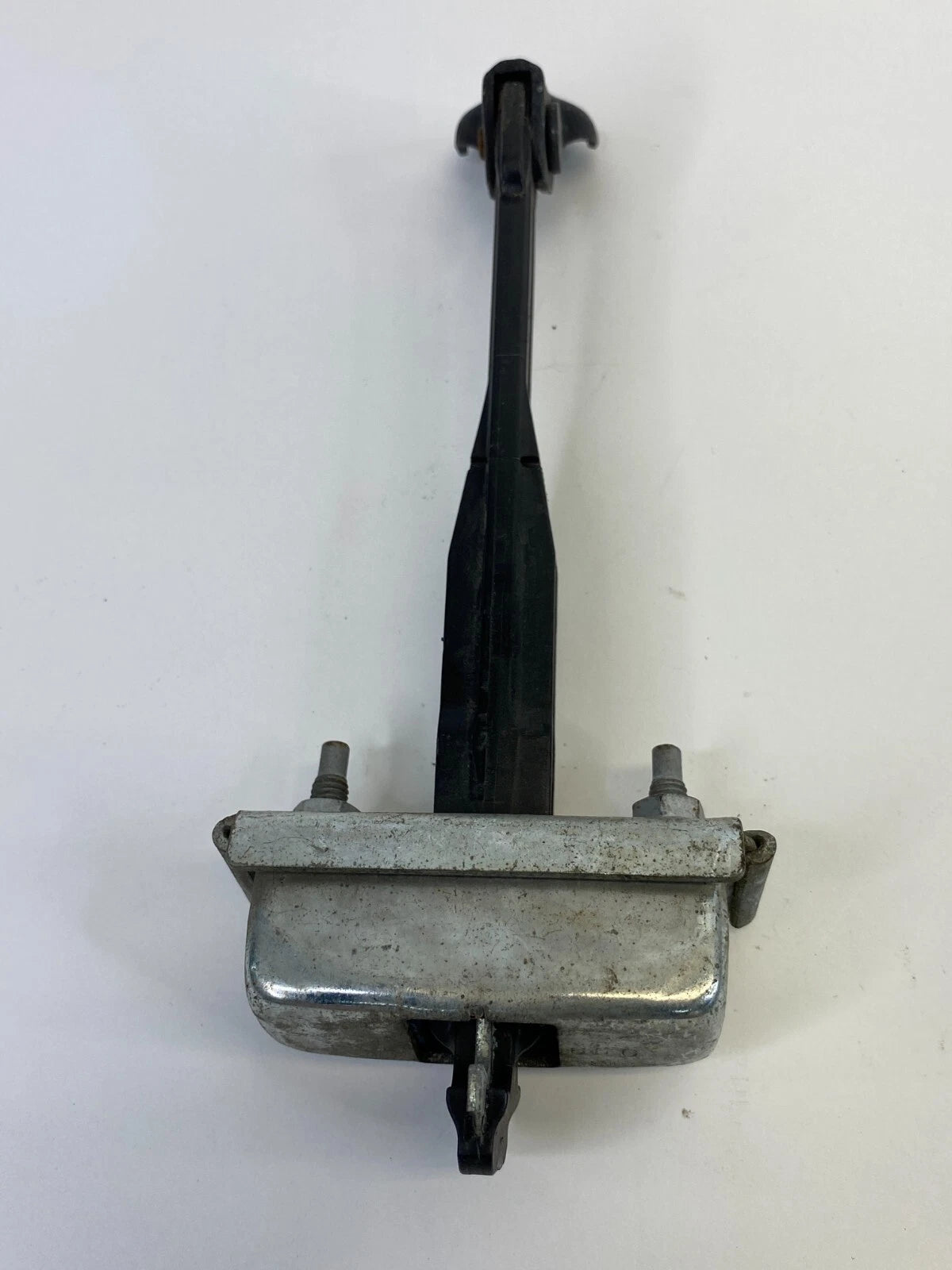 2011-2016 CHEVROLET CRUZE 2016 LIMITED REAR RIGHT DOOR CHECK STOP STOPPER DETENT