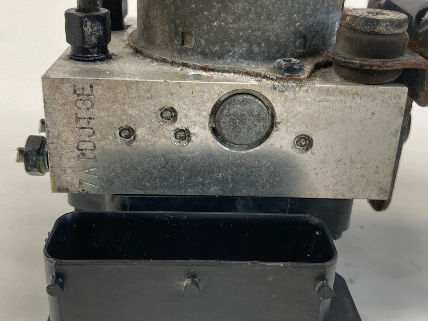 14-16 HYUNDAI ELANTRA 1.8L A/T FWD ABS ANTI LOCK BRAKE PUMP MODULE 58920-3X630