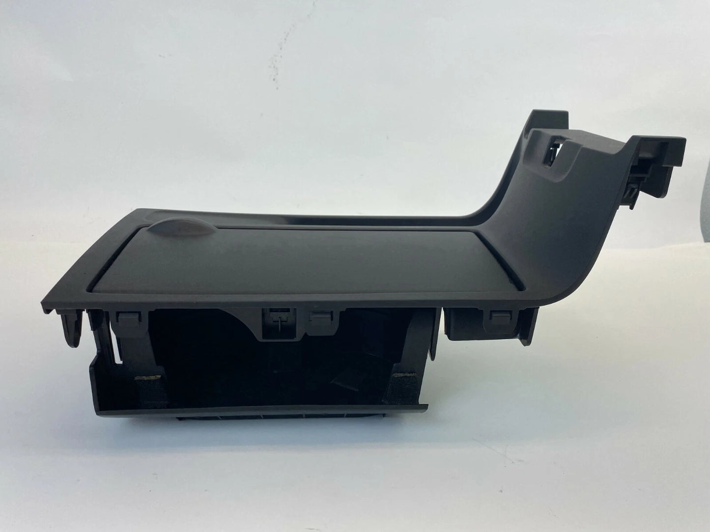 2007-2009 MAZDA 3 CENTER CONSOLE CUP HOLDER BEZEL TRIM UNIT BEZEL BP4K64361 OEM