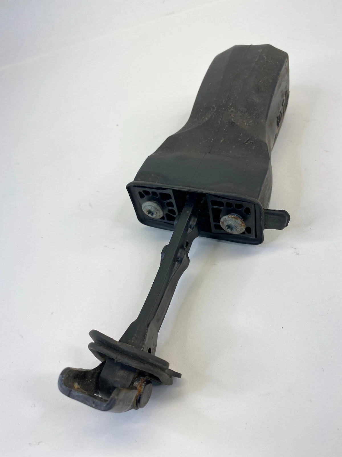 2012-2022 VOLKSWAGEN PASSAT REAR RIGHT DOOR CHECK STOP STOPPER DETENT 561837267