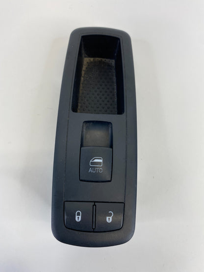 12-16 Chrysler Town & Country Front Right Side Door Window Switch 68110865AA OEM