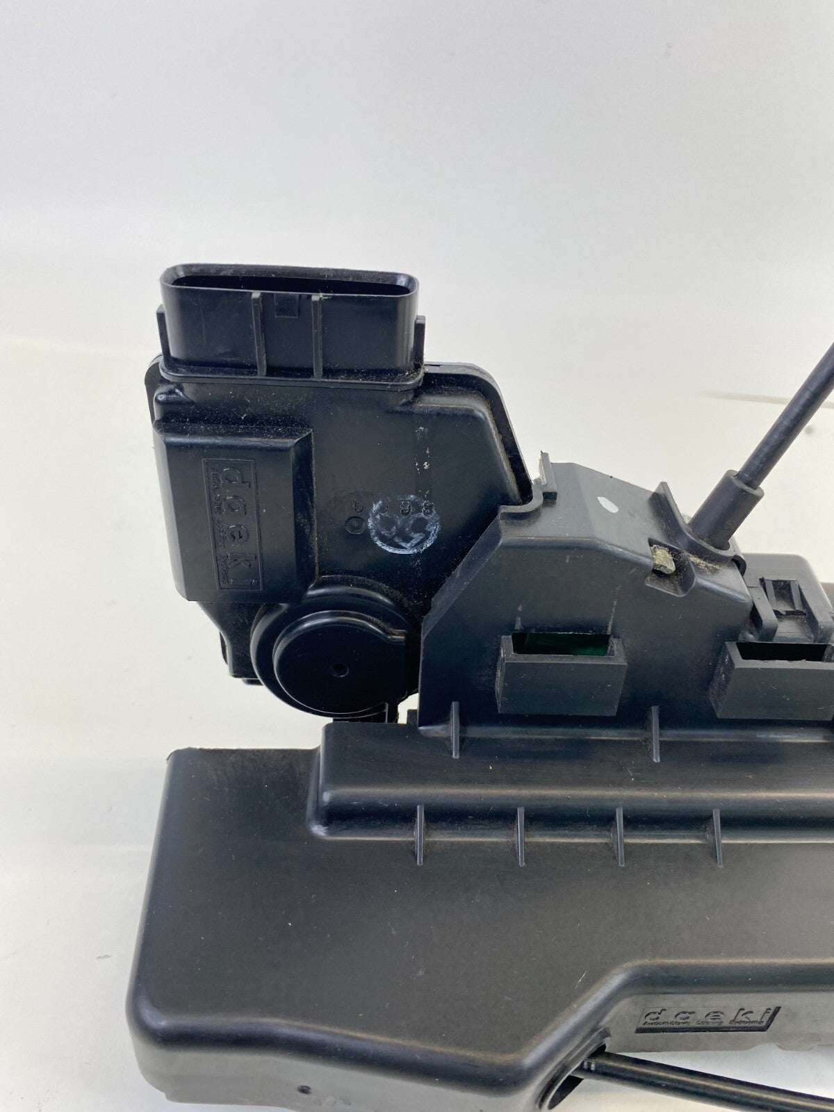 2009 Kia Borrego SPORT UTILITY 4-DR Front Left Side Door Lock Latch Actuator OEM