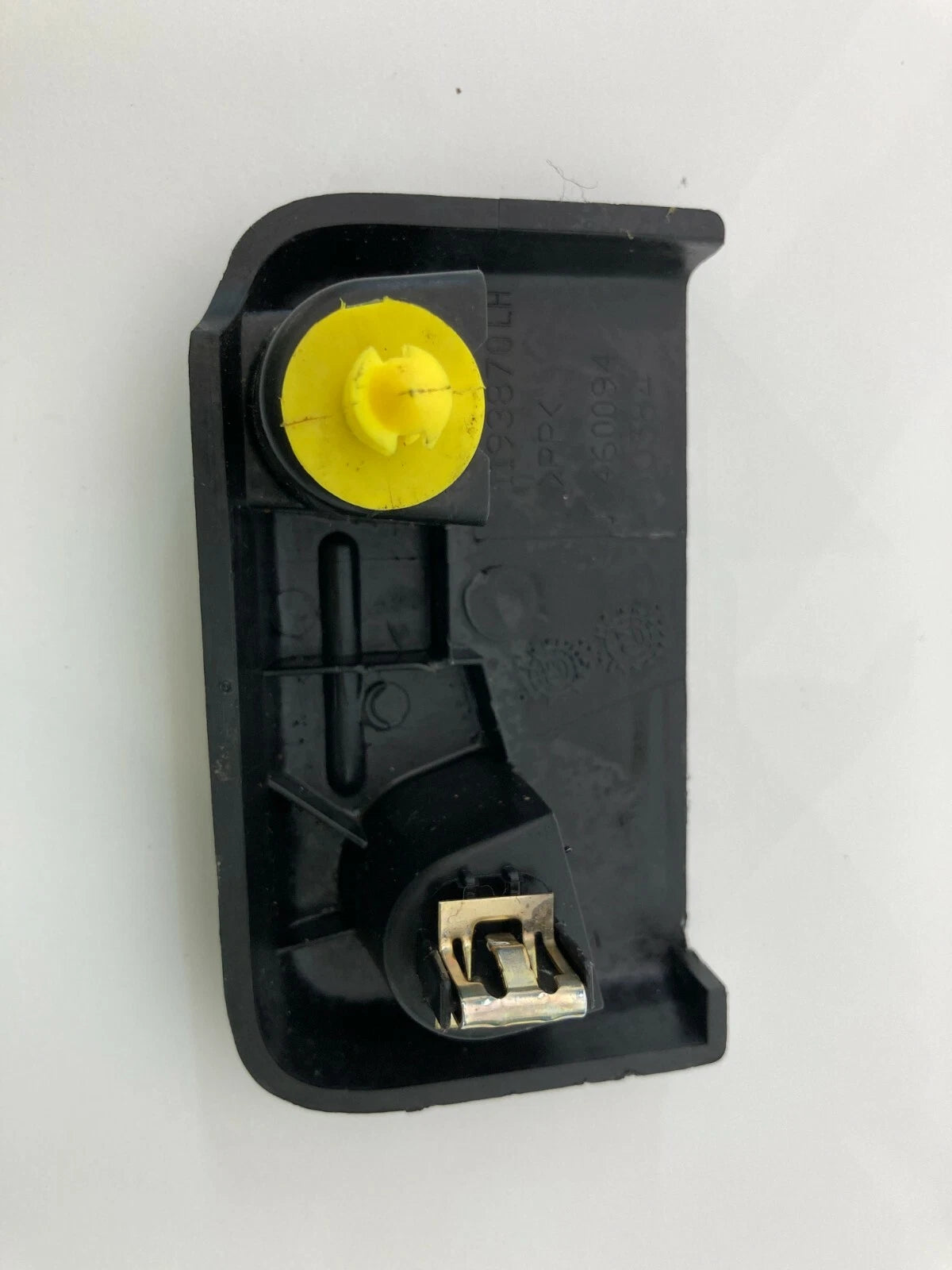 2009-2012 CHEVROLET TRAVERSE FRONT LEFT SEAT TRACK BOLT COVER END TRIM 1193870